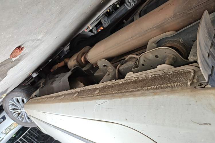 Used Buick GL8 2022 Land Business Class 652T Luxury Model Right Side Sill