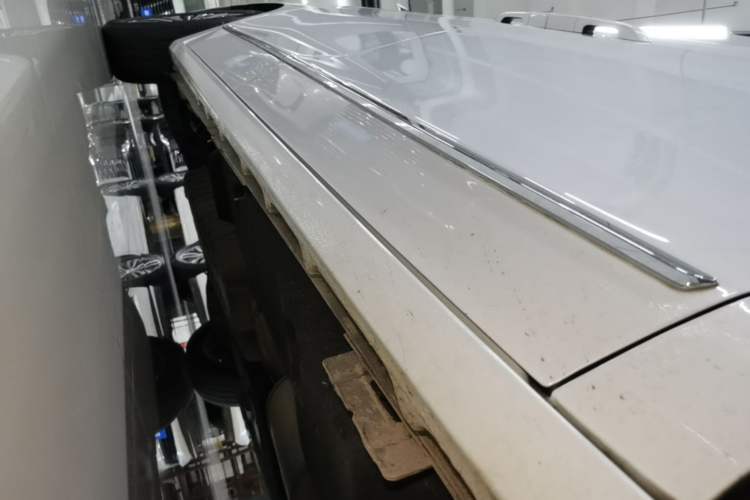 Used Buick GL8 2022 ES Landtrek 653T Flagship Model Right Side Sill