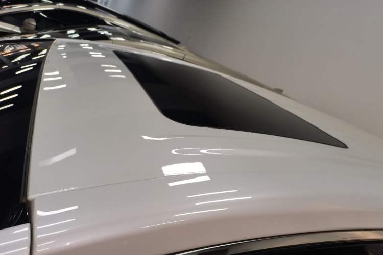 Used Buick GL8 2022 ES Landtrek 653T Comfort Edition Roof