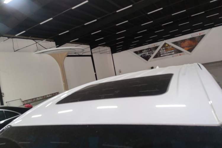 Used Buick GL8 2022 ES Landtrek 653T Comfort Edition Roof