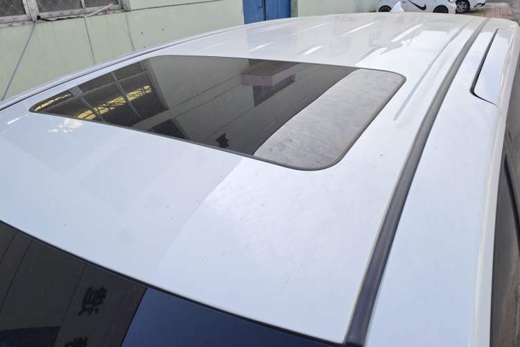 Used Buick GL8 2022 Land Business Class 652T Luxury Model Roof