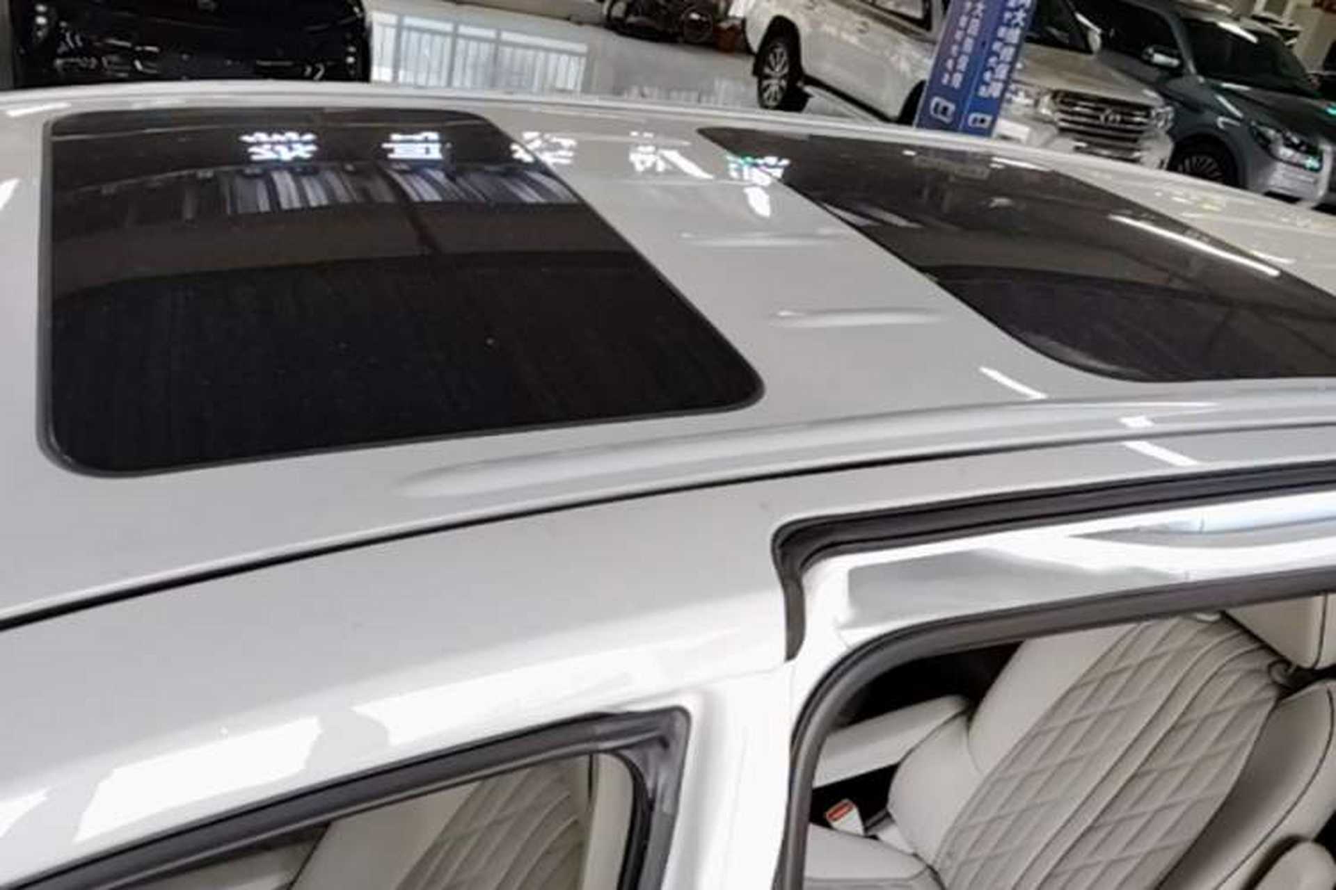 Used Buick GL8 2022 Land Executive Class 652T Prestige Model Roof