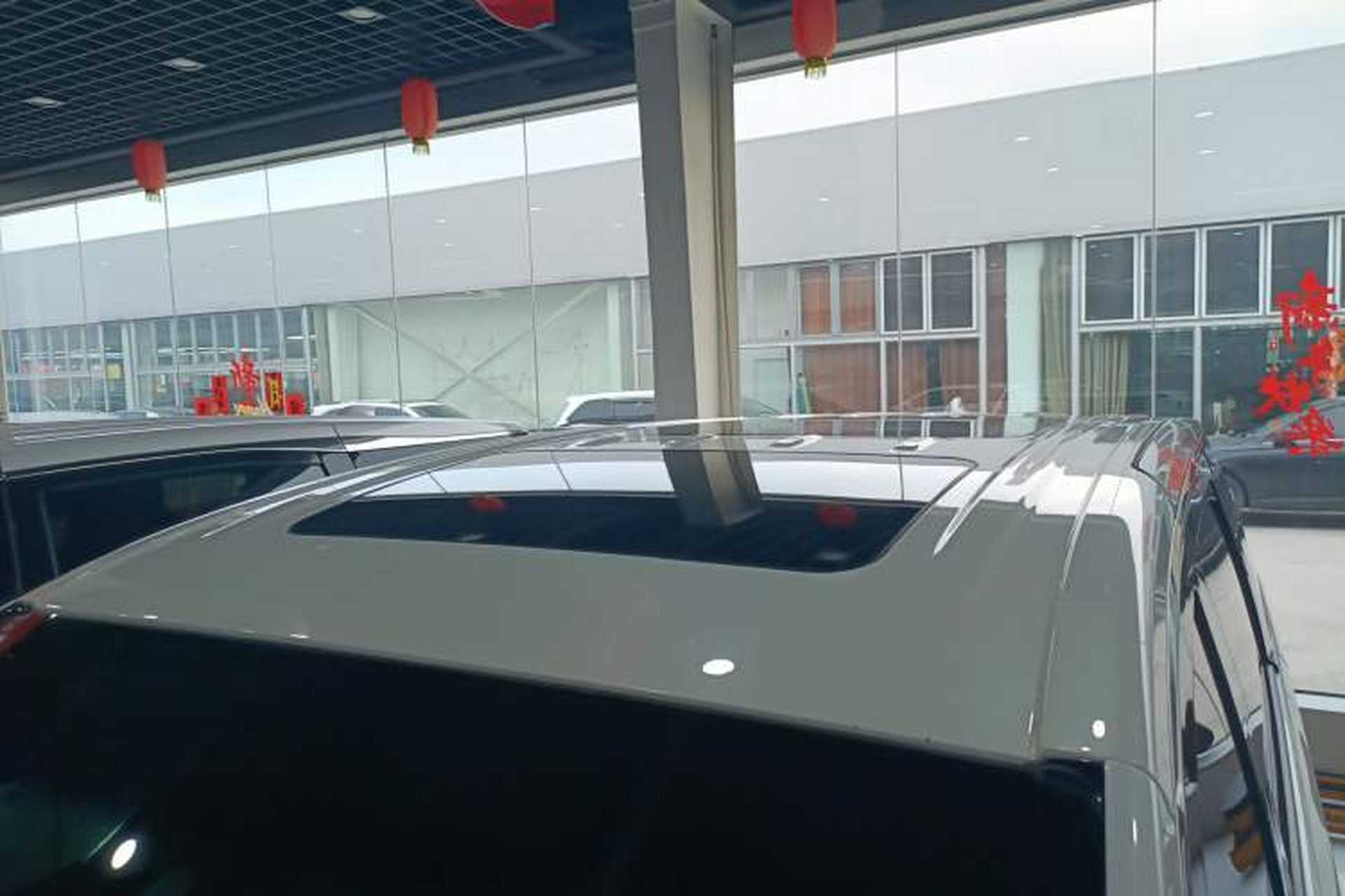 Used Buick GL8 2022 ES Land Cruiser 653T Luxury Model Roof