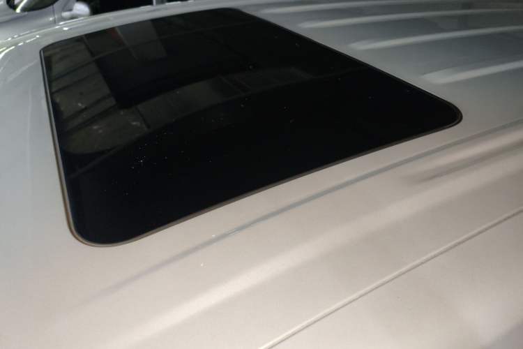 Used Buick GL8 2022 ES Landtrek 653T Comfort Edition Roof