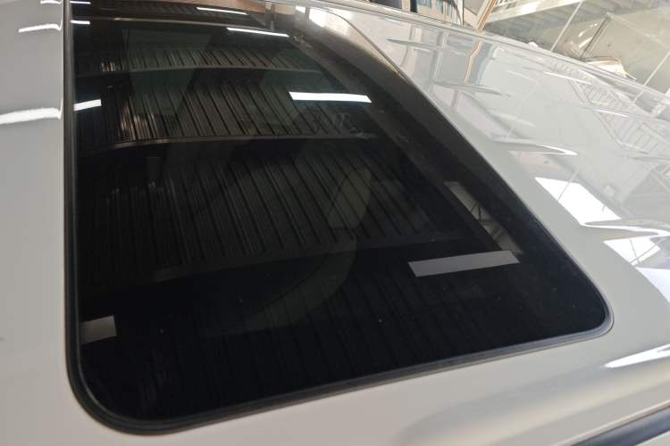 Used Buick GL8 2022 Land Business Class 652T Luxury Model Roof