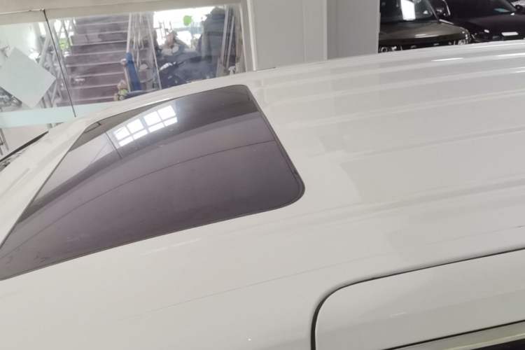 Used Buick GL8 2022 ES Landtrek 653T Comfort Edition Roof