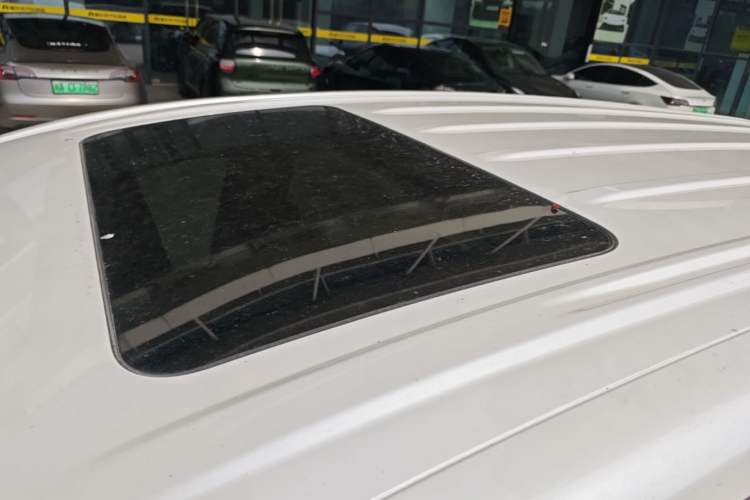 Used Buick GL8 2022 ES Landtrek 653T Luxury Edition Roof
