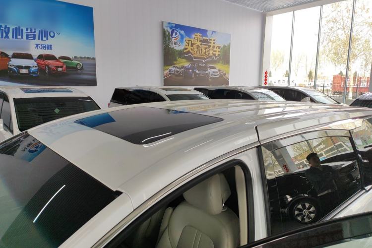 Used Buick GL8 2022 ES Landtrek 653T Comfort Edition Roof