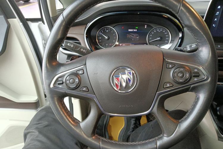 Used Buick GL8 2022 Land Business Class 652T Luxury Model Steering Wheel