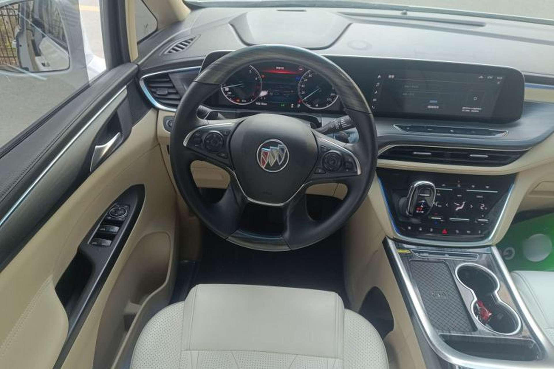 Used Buick GL8 2022 ES Landtrek 653T Luxury Edition Steering Wheel