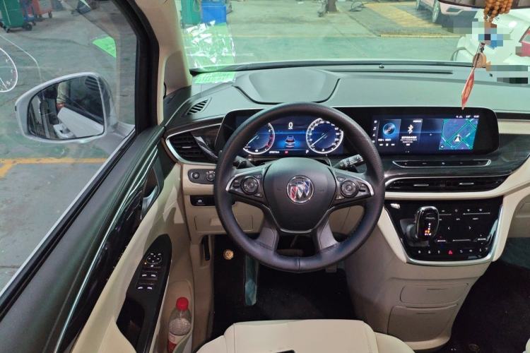Used Buick GL8 2022 ES Landtrek 653T Comfort Edition Steering Wheel