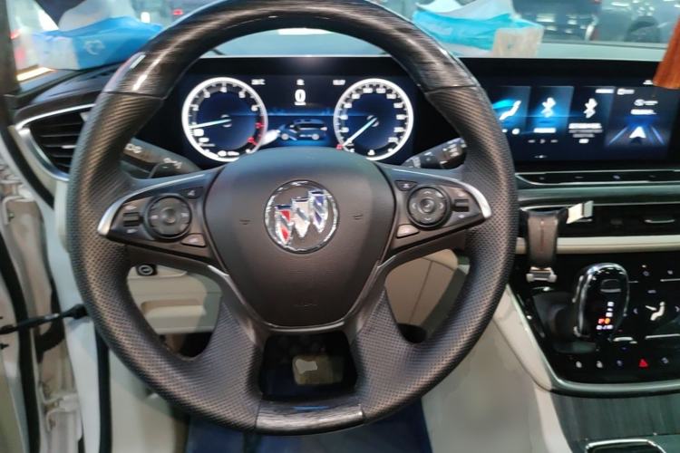 Used Buick GL8 2022 ES Landtrek 653T Comfort Edition Steering Wheel
