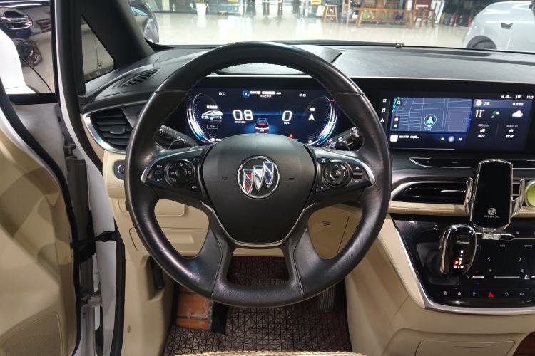 Used Buick GL8 2022 ES Land Cruiser 653T Luxury Model Steering Wheel