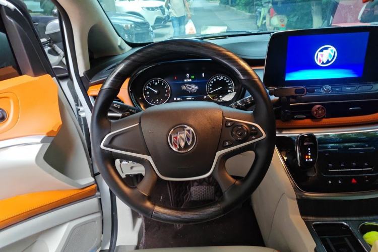 Used Buick GL8 2022 Land Cruiser Executive Class 652T Comfort Model Steering Wheel