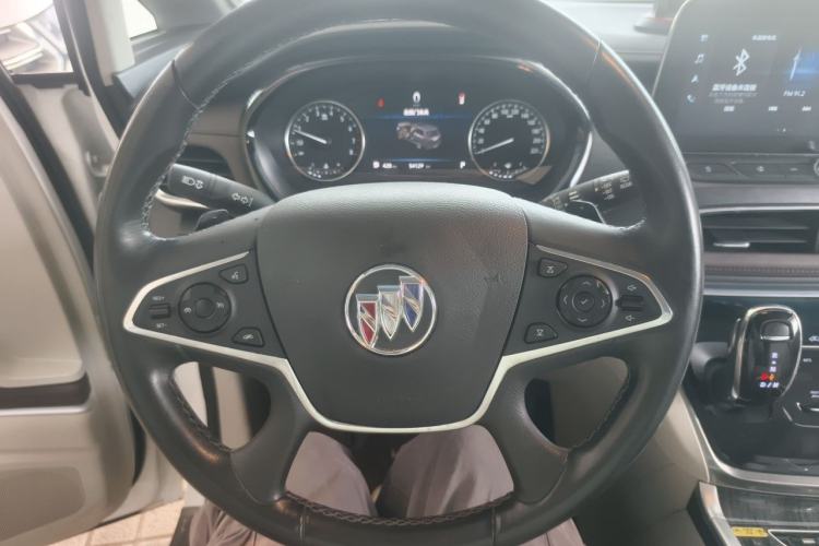 Used Buick GL8 2022 Land Business Class 652T Luxury Model Steering Wheel