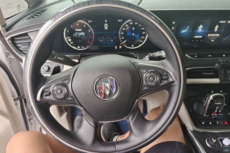 Used Buick GL8 2022 ES Landtrek 653T Comfort Edition Steering Wheel