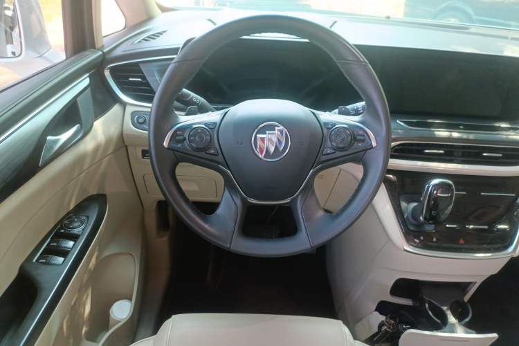 Used Buick GL8 2022 ES Landtrek 653T Luxury Edition Steering Wheel