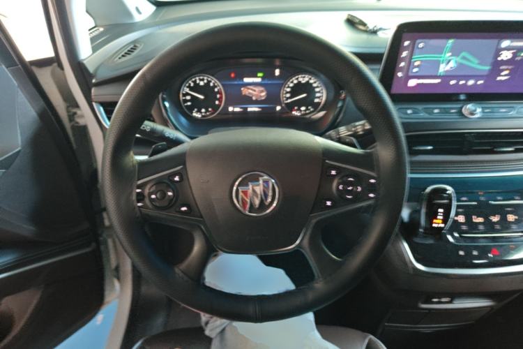 Used Buick GL8 2022 Land Business Class 652T Luxury Model Steering Wheel