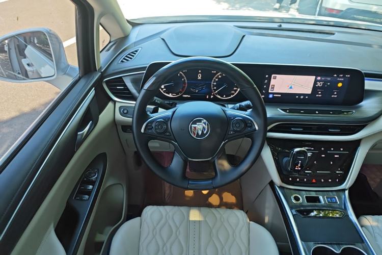 Used Buick GL8 2022 ES Landtrek 653T Comfort Edition Steering Wheel
