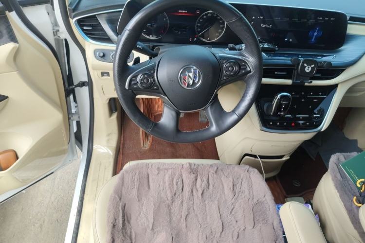 Used Buick GL8 2022 ES Landtrek 653T Luxury Edition Steering Wheel
