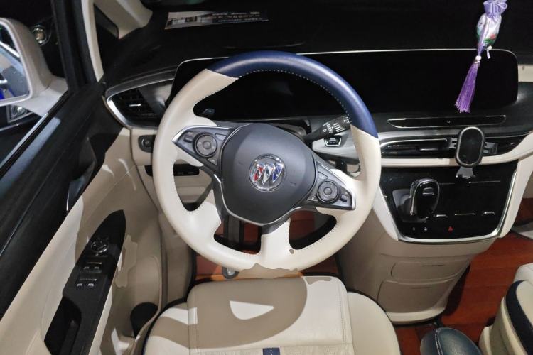 Used Buick GL8 2022 ES Landtrek 653T Comfort Edition Steering Wheel