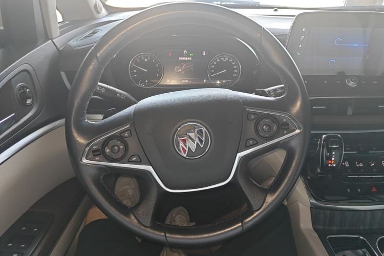 Used Buick GL8 2022 Land Business Class 652T Luxury Model Steering Wheel
