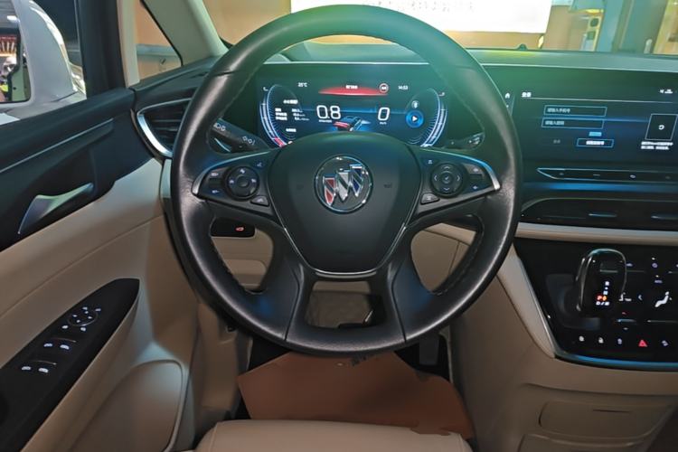 Used Buick GL8 2022 ES Landtrek 653T Luxury Edition Steering Wheel