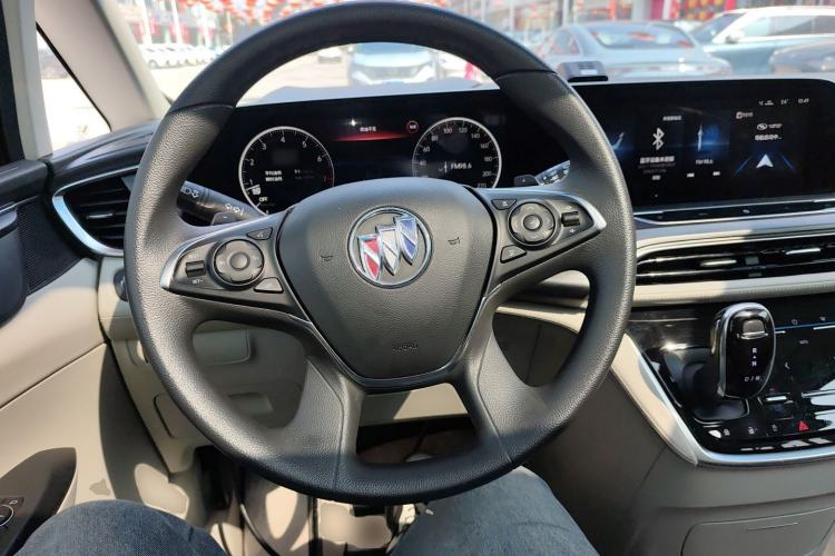 Used Buick GL8 2022 ES Landtrek 653T Comfort Edition Steering Wheel