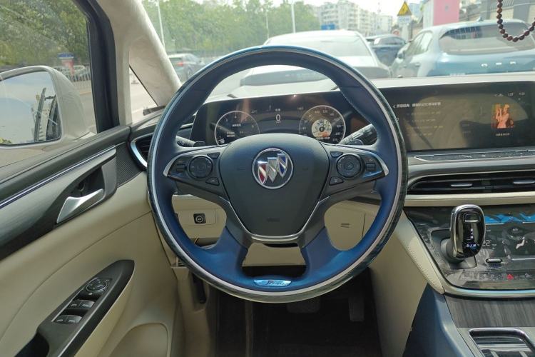 Used Buick GL8 2022 ES Landtrek 653T Luxury Edition Steering Wheel