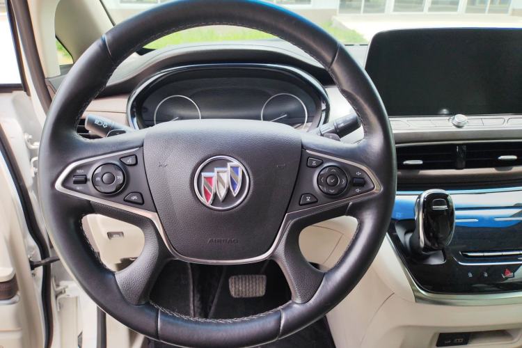 Used Buick GL8 2022 Land Executive Class 652T Prestige Model Steering Wheel