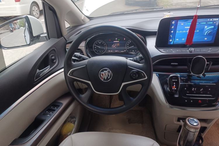 Used Buick GL8 2022 Land Cruiser Executive Class 652T Comfort Model Steering Wheel