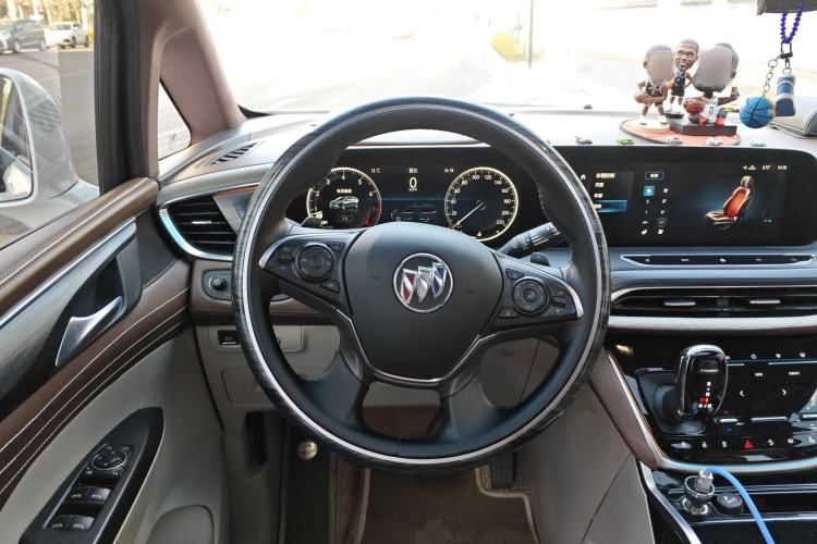 Used Buick GL8 2022 ES Landtrek 653T Comfort Edition Steering Wheel