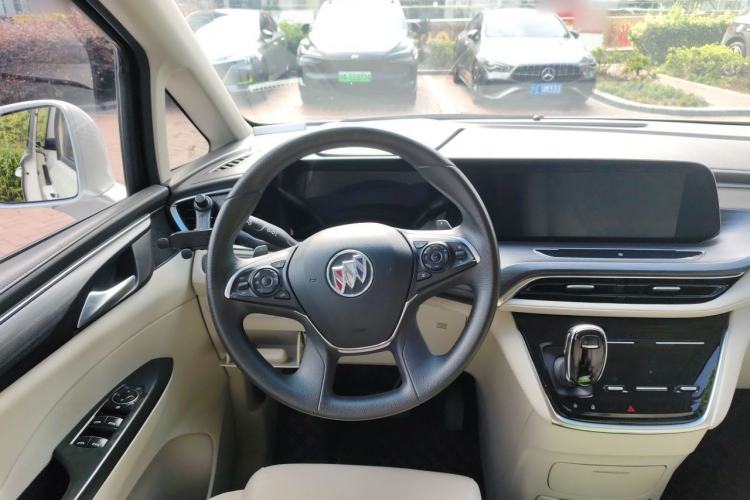 Used Buick GL8 2022 ES Landtrek 653T Comfort Edition Steering Wheel
