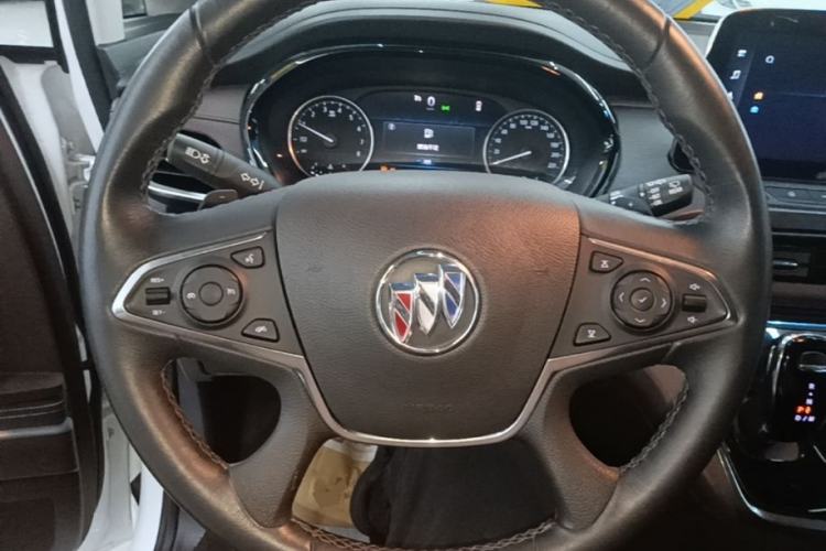 Used Buick GL8 2022 Land Business Class 652T Luxury Model Steering Wheel