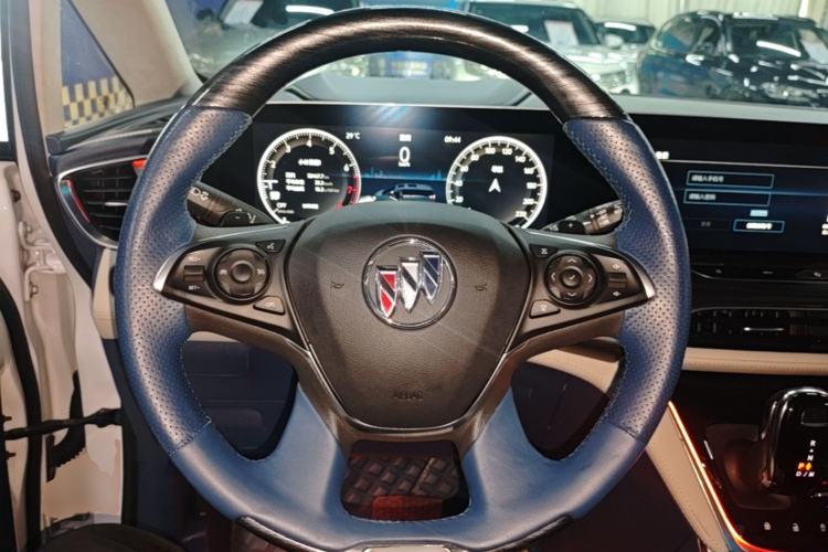 Used Buick GL8 2022 ES Landtrek 653T Comfort Edition Steering Wheel