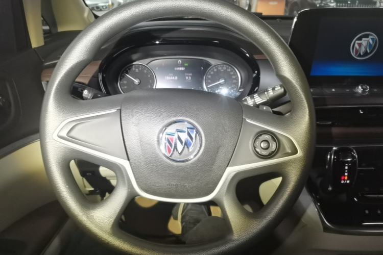 Used Buick GL8 2022 Land Cruiser Executive Class 652T Comfort Model Steering Wheel