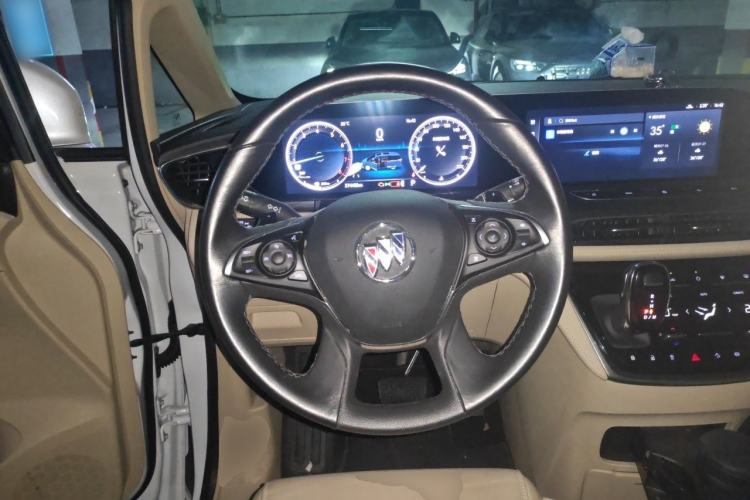Used Buick GL8 2022 ES Landtrek 653T Luxury Edition Steering Wheel