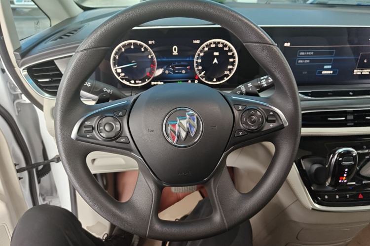 Used Buick GL8 2022 ES Landtrek 653T Comfort Edition Steering Wheel
