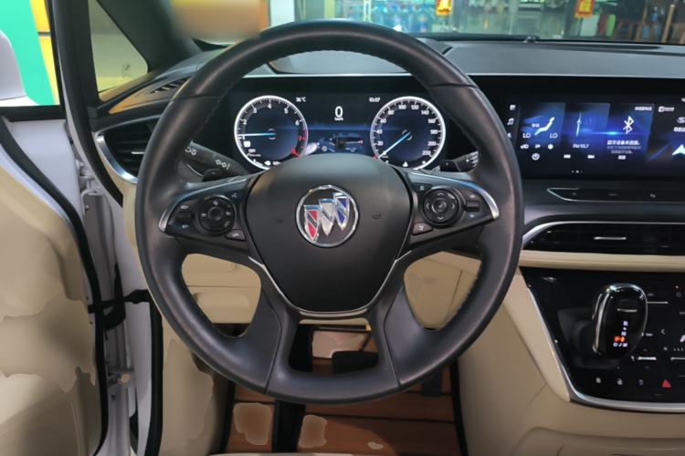 Used Buick GL8 2022 ES Land Cruiser 653T Luxury Model Steering Wheel