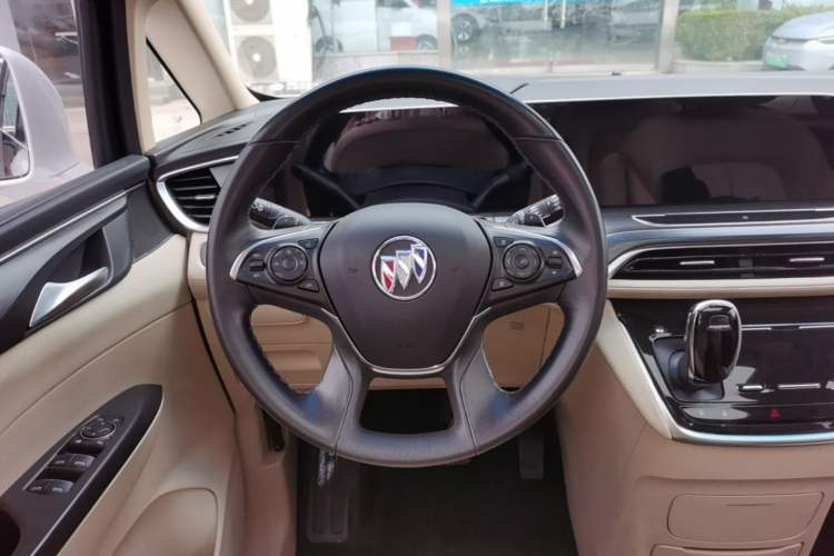 Used Buick GL8 2022 ES Landtrek 653T Luxury Edition Steering Wheel