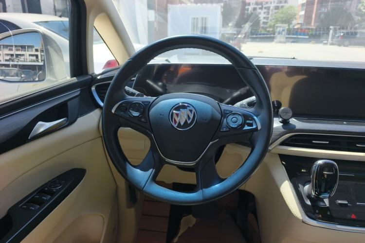 Used Buick GL8 2022 ES Landtrek 653T Flagship Model Steering Wheel