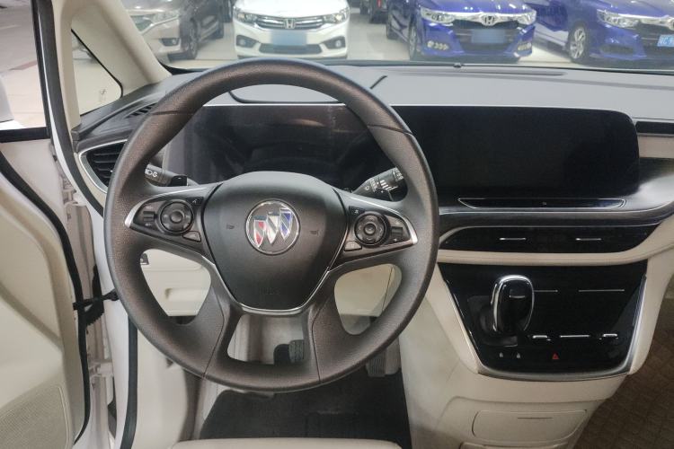 Used Buick GL8 2022 ES Landtrek 653T Comfort Edition Steering Wheel