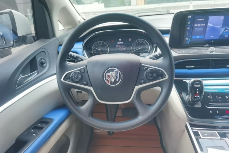 Used Buick GL8 2022 Land Cruiser Executive Class 652T Comfort Model Steering Wheel