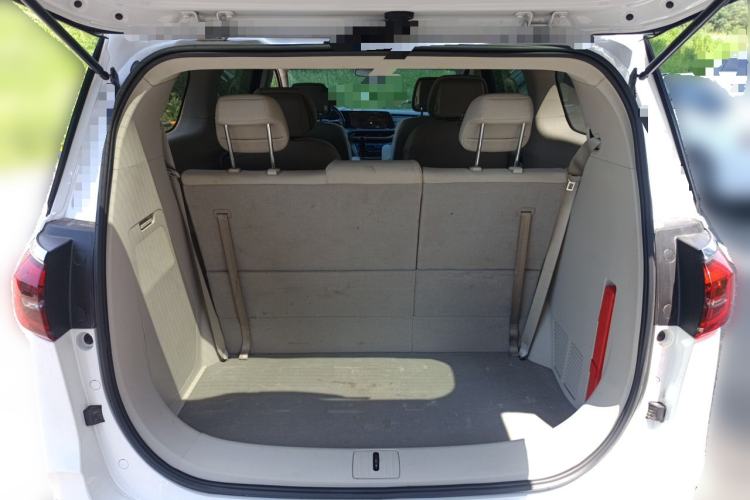 Used Buick GL8 2022 ES Landtrek 653T Comfort Edition Trunk