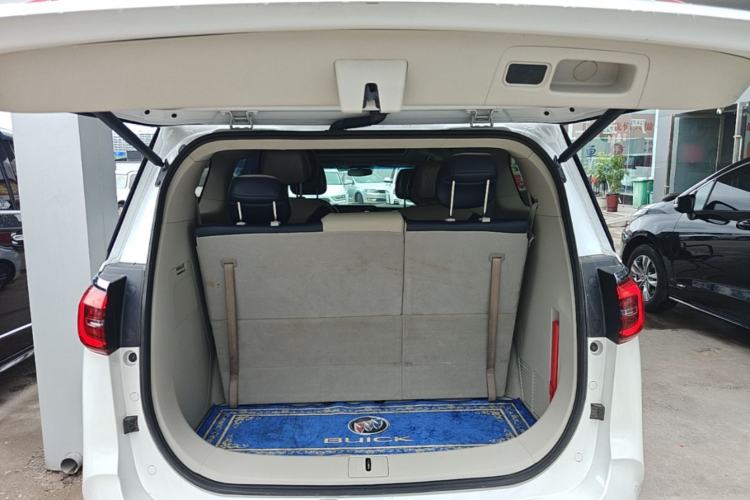 Used Buick GL8 2022 ES Landtrek 653T Comfort Edition Trunk