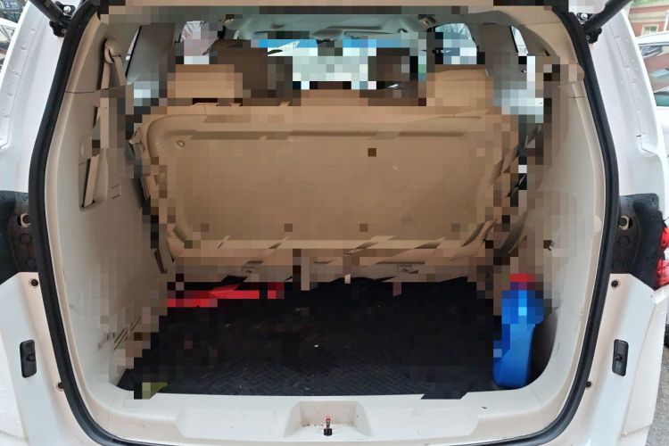 Used Buick GL8 2022 Land Cruiser Executive Class 652T Comfort Model Trunk