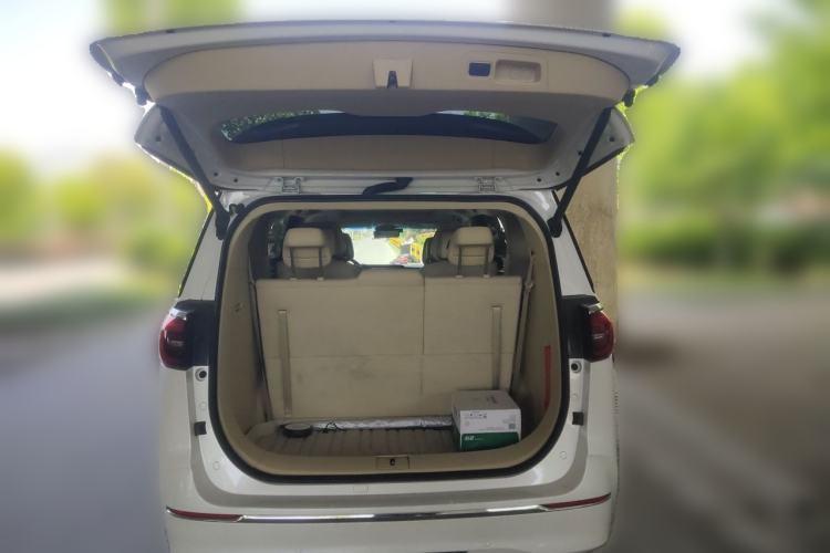 Used Buick GL8 2022 ES Landtrek 653T Flagship Model Trunk