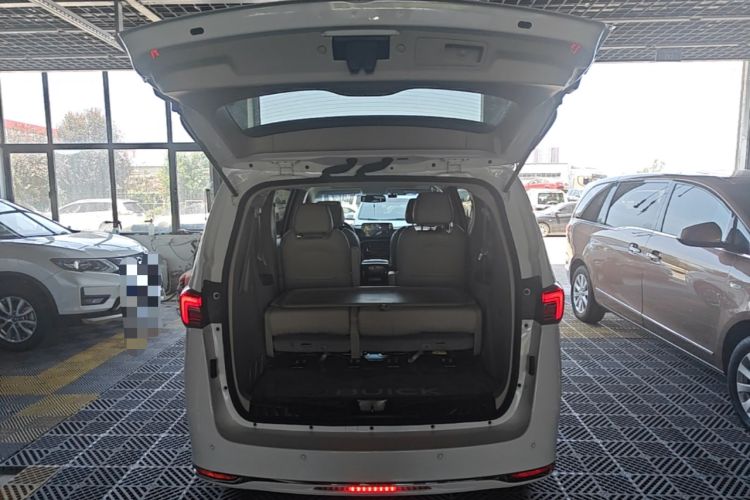 Used Buick GL8 2022 Land Business Class 652T Luxury Model Trunk