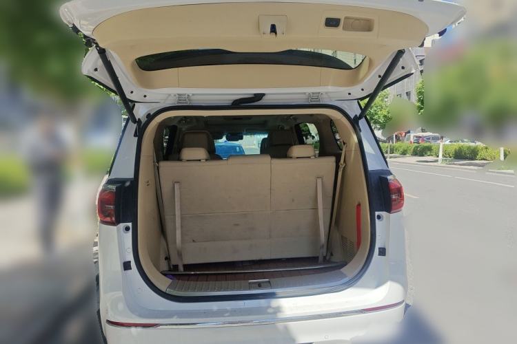 Used Buick GL8 2022 ES Landtrek 653T Luxury Edition Trunk