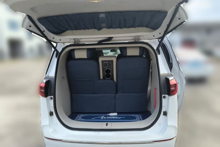 Used Buick GL8 2022 ES Landtrek 653T Comfort Edition Trunk